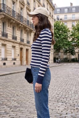 Women's Navy & White Striped Crew Neck Long Sleeve Knit Top