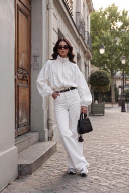 Women's White Zip-Up Jacket Balloon Sleeve Polo Collar