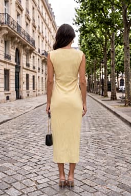 Robe Longue d'Été en Lin Jaune avec Découpes et Fente — Jaune